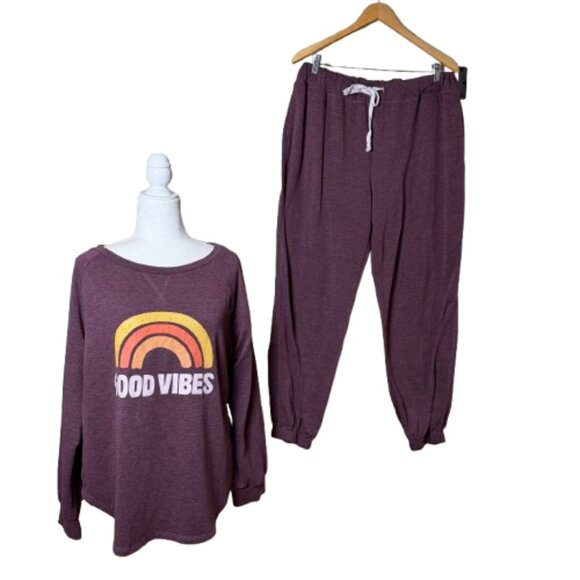 Good Vibes Maroon Sweatsuit Crewneck & Jogger Pants Set Size XL